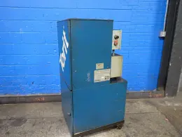 TORIT 1 HP DUST COLLECTOR   -  VS 550