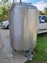 200 Gallon Walker Stainless Steel Tank
