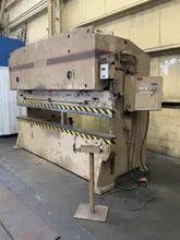 200 TON X 12' STANDARD HYDRAULIC PRESS BRAKE: STOCK #79764