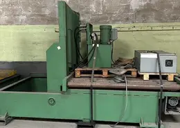 30,000 LB RED BUD UPENDER. STOCK # 1001925