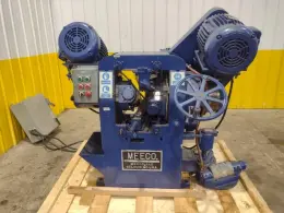 MEECO 1/4" - 1 1/2" BAR &amp; ROD STRAIGHTENER  -  HDO 2R2M