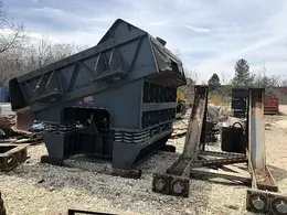 G/K MODEL VM240 LUMP CRUSHER, S/N C10644-03
12' Wide X 5' Deep X 8'4" Long
Rate of Feed: 40 TPH @ 85 Lbs Per Cu. Ft.  BASE &amp; LEGS #11587
Material Description: Sand
38,000 Lbs