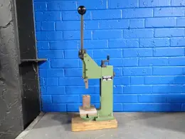 GECHTER MASCHINENBAU HAND TOGGLE PRESS  -  25