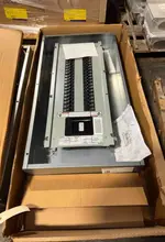 250 AMP SIEMENS CIRCUIT BREAKER PANEL WITH COVER: STOCK #23727