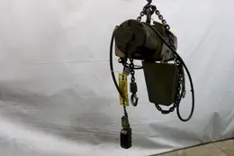 1/2 TON YALE ELECTRIC POWER CHAIN HOIST: STOCK #11966