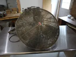 Dayton 24" ShopFan, Wall-Mount, 1/4 HP- Auction Item