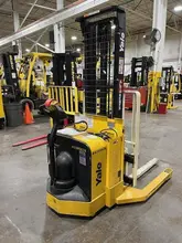 Yale  MSW030F,Price:  $14,190,Type:  Class 3 - Motorized Hand,Year: 2015