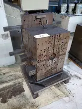 18" x 18" x 24"H 3-SIDED TOMBSTONE. STOCK # 0850223.