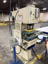 GREENERD HPB-15 HYDRAULIC PRESS WITH TOUCHLESS PALM BUTTONS AND STAND