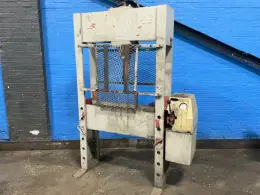 STENHOJ 44 TON HYDRAULIC H-FRAME PRESS  -  500994