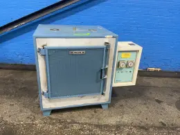 BLUE M 19” X 24” X 19” OVEN   -  ABHH-24F-3