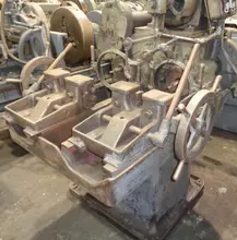 1-1/2" Double Spindle Pipe and Nipple Threading Machine