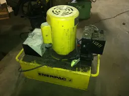 10 TON ENERPAC PORTABLE C-FRAME HYDRAULIC SHEAR:  STOCK #12411