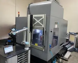 Hurco VC500i 5-Axis CNC Mill (2021) with Integrated ProCobot Robot Arm &amp; Drawer System