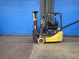 KOMATSU 2600 POUNDS ELECTRIC FORKLIFT  -  FB18MU-12