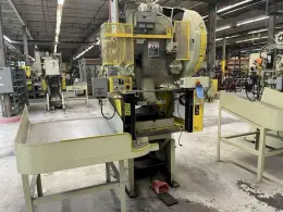 FEDERAL 32 TON OBI PRESS, S/N 32-445, STOCK# 14276J