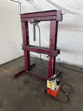 10 TON SPX H-FRAME HYDRAULIC SHOP PRESS. STOCK # 1165323