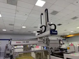Yushin Used YA-150DL Servo Robot, 100-225 ton, yr. 2010
