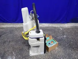 OMRON ADEPT INDUSTRIAL ROBOT   -  ECOBRA 600