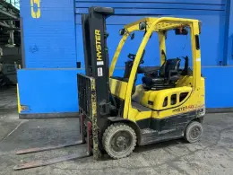 HYSTER 4600 LBS FORTIS 50 PROPANE FORKLIFT  -  S50FT