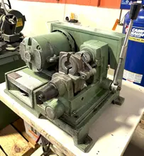 Pines End Finisher 660, 2" Cap, Manual, Bench Model