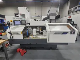 Studer Favorit CNC Cylindrical Grinder, 2021 – Low Hours, Fanuc Control, Tooling