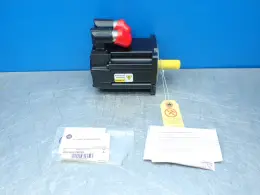ALLEN-BRADLEY 1.03HP 5000RPM KINETIX INVERTER DUTY AC SERVO MOTOR  -  MPL-B310P-HK72AA