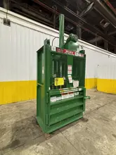 30" X 48" PTR MODEL #1800HD VERTICAL HYDRAULIC BALER: STOCK# 4087