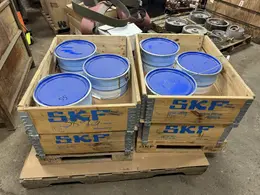 (6) 5 GALLON BUCKETS OF SKF MODEL LGFP 2/18 FOOD COMPATIBLE BEARING GREASE: YOBRO #24472