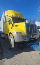 Peterbilt 337 Straight Truck, 2016 – Cummins/PACCAR Diesel, Allison Automatic, Medium-Duty Delivery Truck