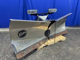 FISHER 8' 6" SNOW PLOW  -  86 XV2