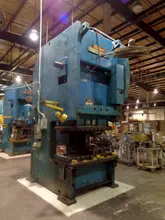 200 TON NIAGARA MODEL #SG2-200-60-30 DOUBLE CRANK GAP PRESS: STK 68195