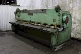 12' X 3/8" LODGE &amp; SHIPLEY MODEL 0612 MECHANICAL POWER SQUARING SHEAR: STOCK 11410