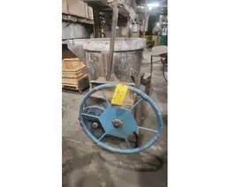 Modern 32" x 50" geared treatment lade with size D gearbox