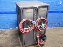 ENERSYS 24 V / 900 AH BATTERY CHARGER   -  EM3-12-900
