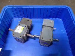BOSTON GEAR RIGHT ANGLE WORM GEAR SPEED REDUCER   -  WA713600H