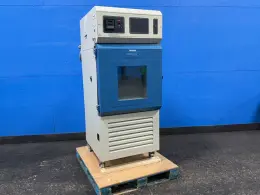 Lunaire Limited / Tenney Environmental 22”x18”x23” Environmental Chamber - T6c