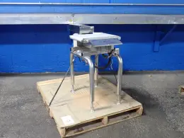 AND 20" X 12" REJECT TABLE