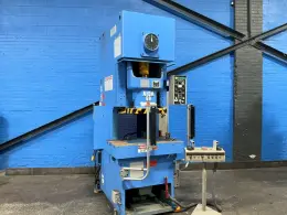 AIDA 66 TON GAP FRAME PRESS  -  NC1-60(2)