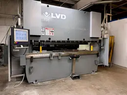 LVD PPED 135/30 150 Ton x 10' Press Brake