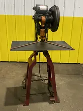 4 TON FAMCO MODEL 40-FLOOR OBI PUNCH PRESS: STOCK #18286