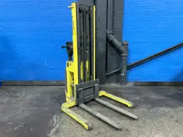 BIG JOE 2000 LBS WALK BEHIND LIFT   -  PDI-24-710