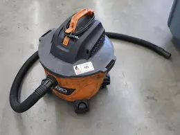 Ridgid HDO9001 Shop Vacuum- Auction Item