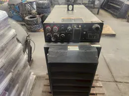 1000 AMP LINCOLN ELECTRIC POWER WAVE 1000 WELDER. STOCK # 0980826