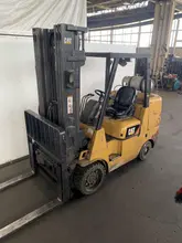 10,000 LB CATERPILLAR GC45KSWB FORKLIFT. STOCK #0890724.