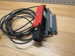 Used Haas 32-1095 CE DOOR INTERLOCK ASSY B (NO KEY) W/ Mounting Bracket &amp; Cable