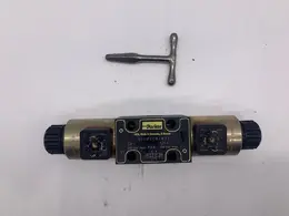 24V 5000/3000PSI PARKER DIRECTIONAL VALVE: STOCK #15262