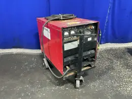 Lincoln Electric 600 Amps Welder - Idealarc Dc-600