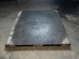 60" X 60" 5,000# METTLER TOLEDO FLOOR SCALE STOCK# 3974