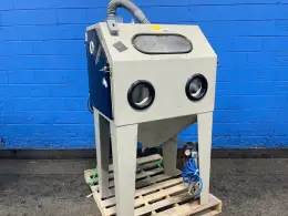 22” X 36” X 22” SANDBLASTER